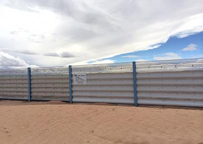 Barrera de protección contra la arena para calles